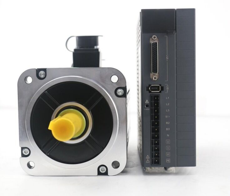 3.8KW 15Nm 380V 2500RPM 23bit 130mm 3 Phase AC Lichuan Motor With Driver 130M15025B+M2532P